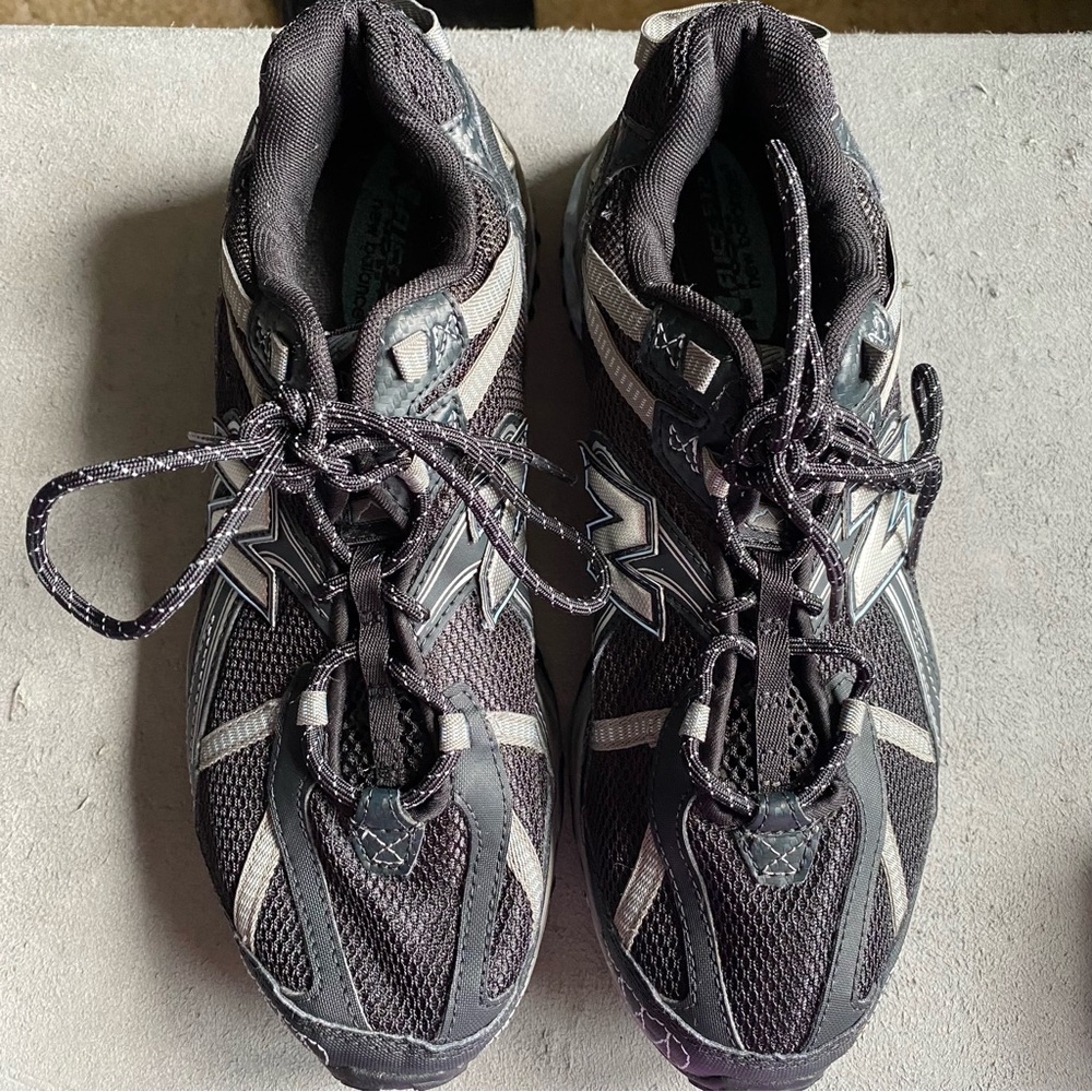 New Balance Fuse 512 Black and Gray Athletic Shoes
